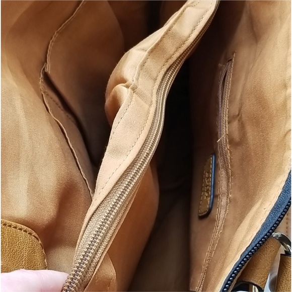 APT. 9 Camel w/Gold Hardware Handbag - Picture 5 of 6